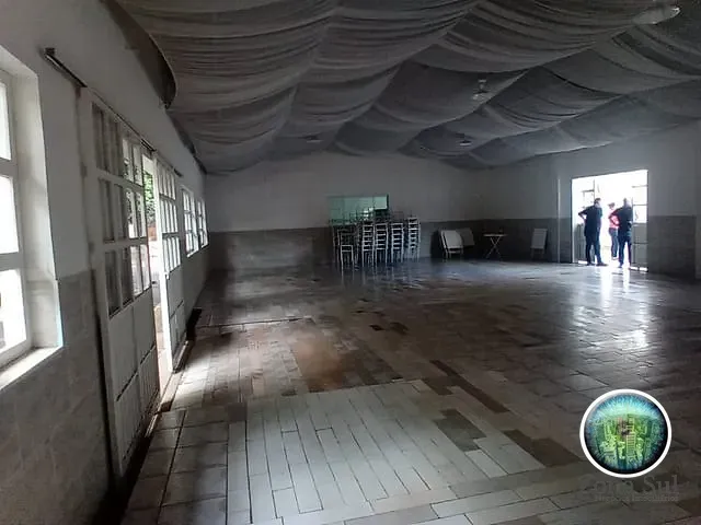 Galpão / Barracão com 600m², para alugar, no bairro Centro em Votorantim