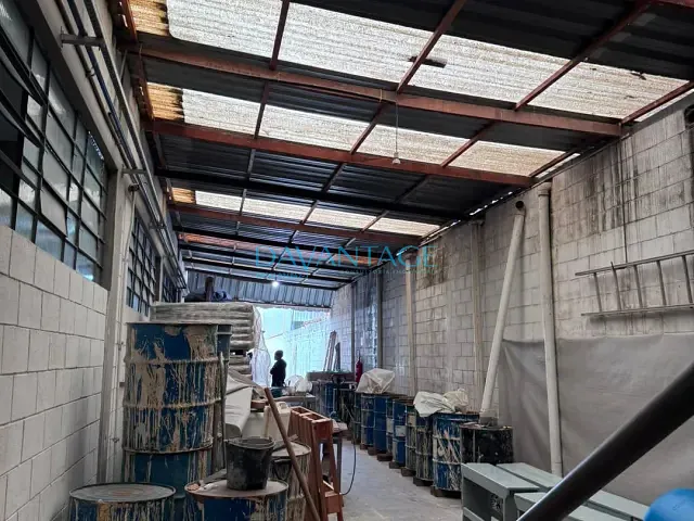 Galpão / Barracão com 5443m², para alugar, no bairro Parque Industrial Mazzei em Osasco