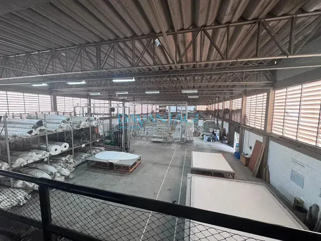 Galpão / Barracão com 5443m², para alugar, no bairro Parque Industrial Mazzei em Osasco