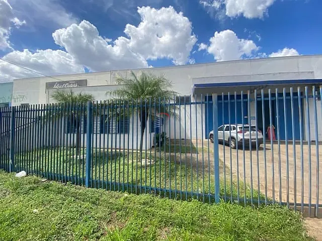 Galpão / Barracão à venda, no bairro Jardim Riviera em Cambé