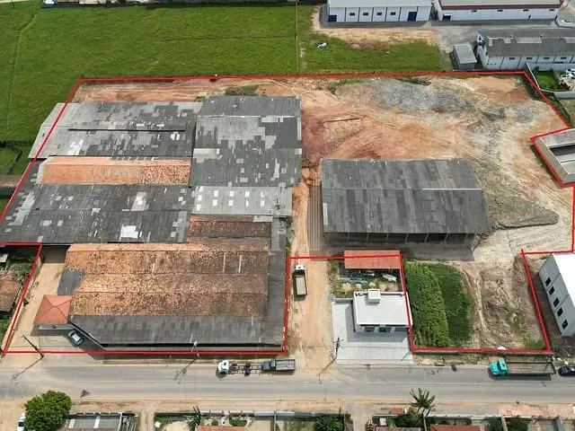 Galpão / Barracão com 1500000m², para alugar, no bairro Centro em Canelinha
