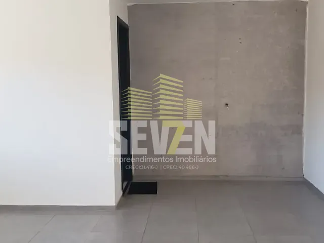 Galpão / Barracão com 300m², para alugar, no bairro Parque Hipódromo em Bauru