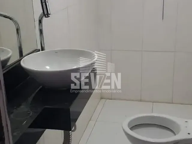 Galpão / Barracão com 300m², para alugar, no bairro Parque Hipódromo em Bauru