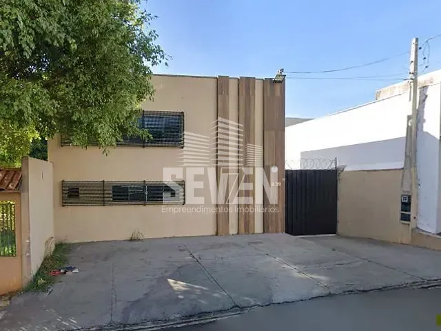 Galpão / Barracão com 300m², para alugar, no bairro Parque Hipódromo em Bauru
