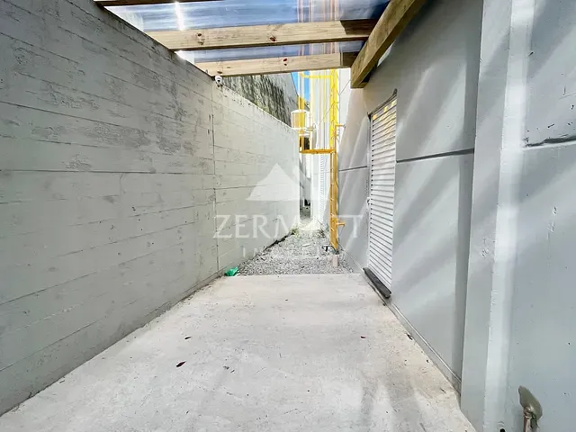 Loja com 530m², para alugar, no bairro Santa Terezinha em Gaspar