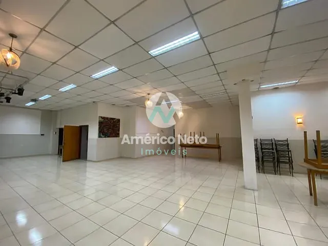 Galpão / Barracão com 600m², para alugar, no bairro Osvaldo Cruz em São Caetano do Sul