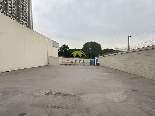 Galpão / Barracão com 1400m², para alugar, no bairro Lapa em São Paulo