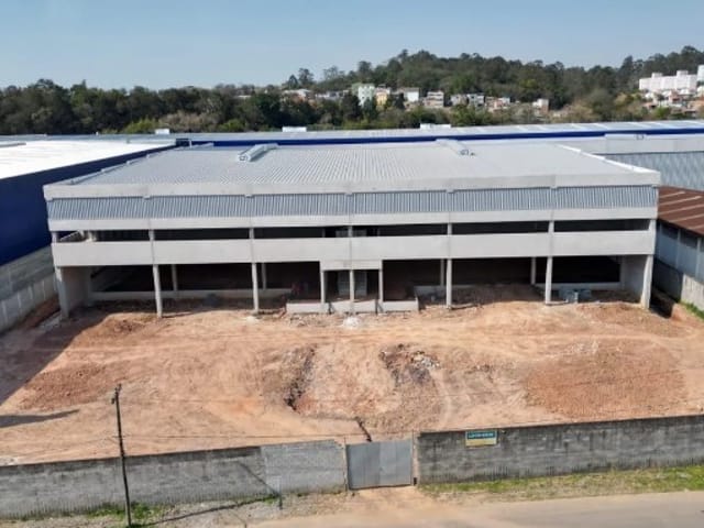 Foto do Galpão / Barracão - Galpão / Barracão para locação, Jardim Aracilia, Guarulhos, SP | Imobiliária Compare