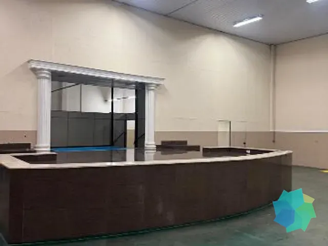 Galpão / Barracão com 1300m², para alugar, no bairro Vila Nova em Salto