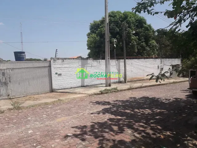 Galpão / Barracão com 575m², para alugar, no bairro Santana em Teresina