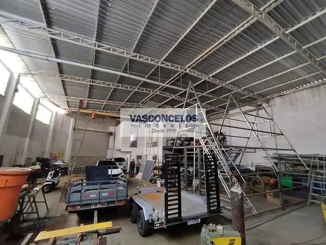 Galpão / Barracão com 420m², à venda, no bairro Jardim Altos de Santana I em Jacareí