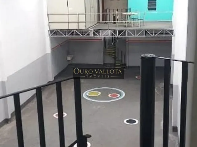 Galpão / Barracão com 300m², para alugar, no bairro Vila Oratório em São Paulo