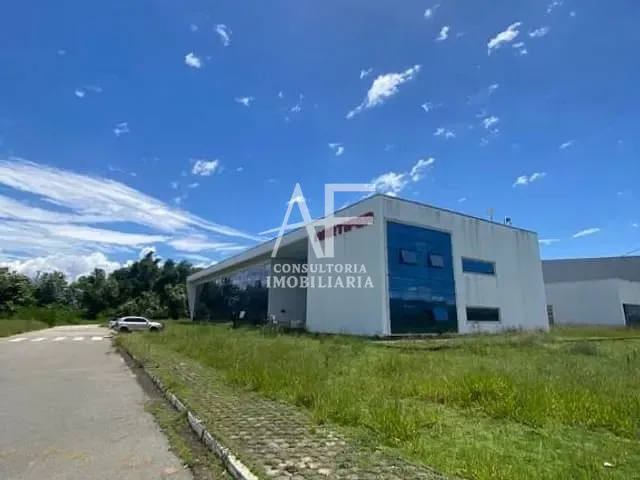 Galpão / Barracão com 100000m², para alugar, no bairro Industrial Moreira Cesar em Pindamonhangaba