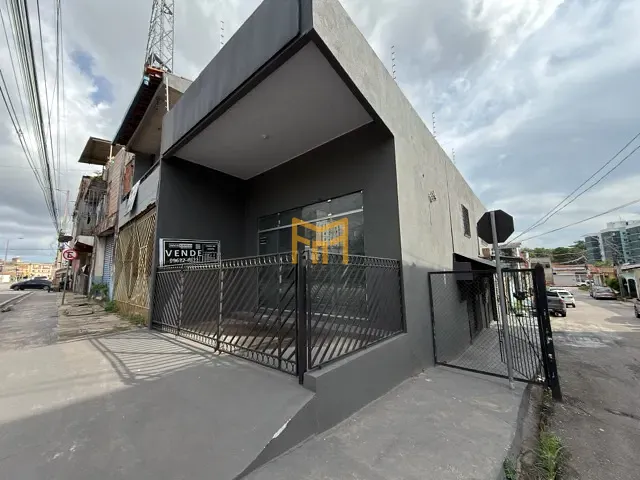 Galpão / Barracão à venda, no bairro Coqueiro em Ananindeua