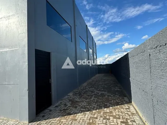 Galpão / Barracão com 600m², à venda ou para alugar, no bairro Jardim Carvalho em Ponta Grossa