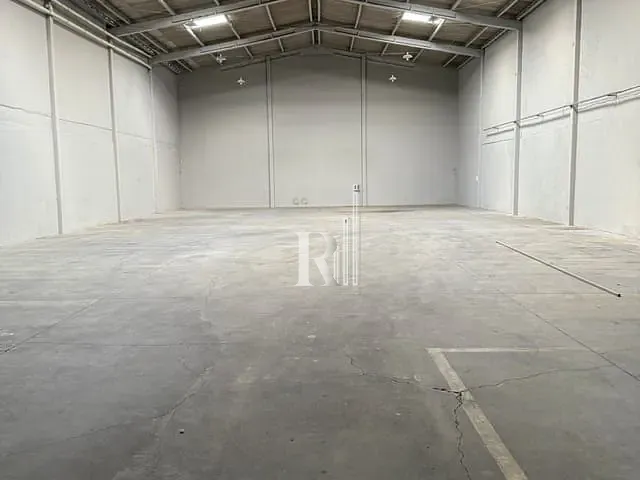 Galpão / Barracão com 2000m², para alugar, no bairro Praça em Tijucas