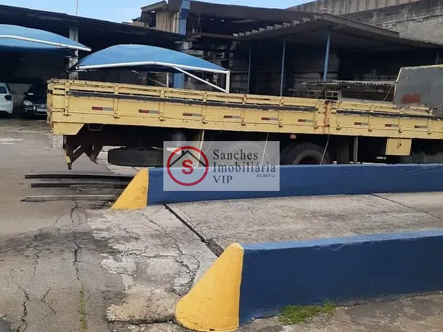 Galpão / Barracão com 4580m², à venda, no bairro Vila Alpina em São Paulo