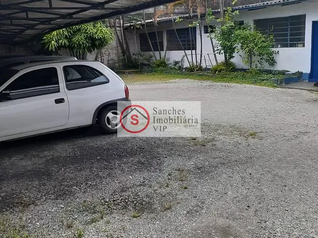 Galpão / Barracão com 4580m², à venda, no bairro Vila Alpina em São Paulo