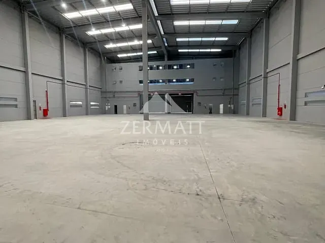 Galpão / Barracão com 1896m², para alugar, no bairro Encano Do Norte em Indaial