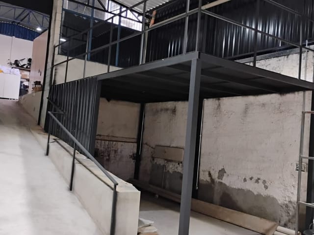 Galpão / Barracão com 351m², à venda, no bairro Vila Industrial em Campinas
