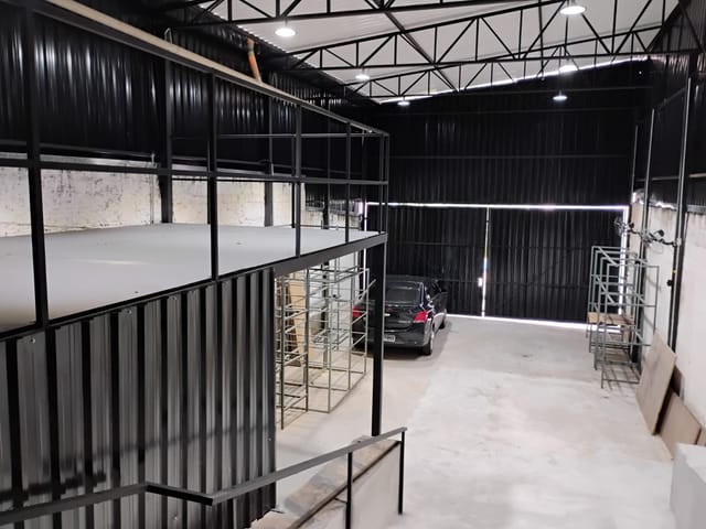 Galpão / Barracão com 351m², à venda, no bairro Vila Industrial em Campinas