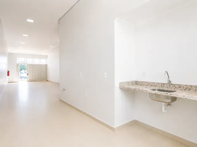 Galpão / Barracão para alugar, no bairro Jardim dos Ipês I em São João da Boa Vista