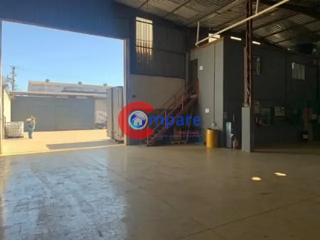 Galpão / Barracão com 1000m², para alugar, no bairro Cidade Parque São Luiz em Guarulhos