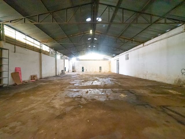 Galpão / Barracão com 5500m², para alugar, no bairro Jardim do Luar (Fazendinha) em Santana de Parnaíba