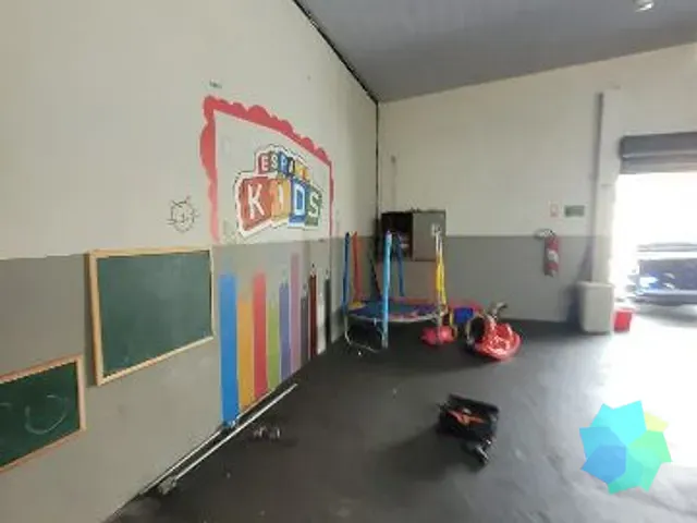 Galpão / Barracão com 190m², para alugar, no bairro Vila Henrique em Salto