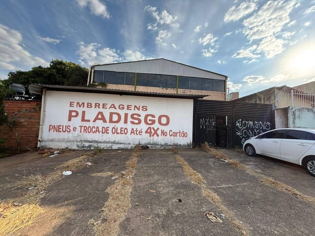Foto do Galpão / Barracão - Galpão para alugar em Aparecida de Goiânia GO | PINA IMÓVEIS