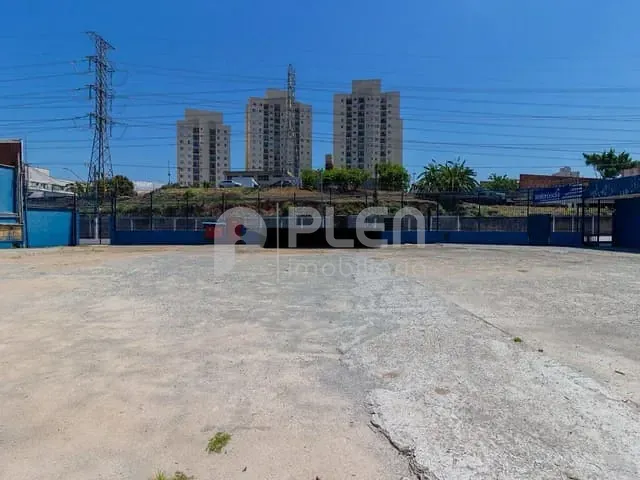 Galpão / Barracão com 1700m², para alugar, no bairro Limão em São Paulo