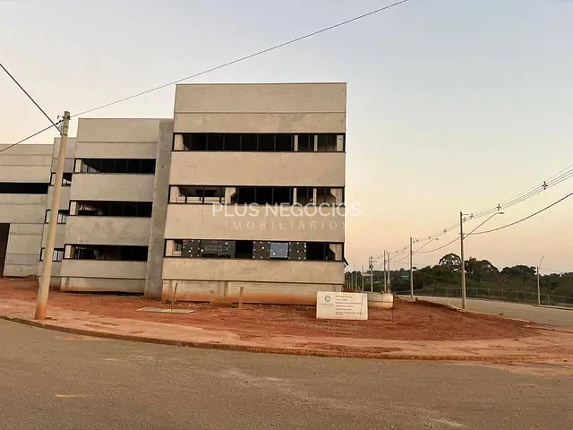 Galpão / Barracão com 2239m², para alugar, no bairro Éden em Sorocaba