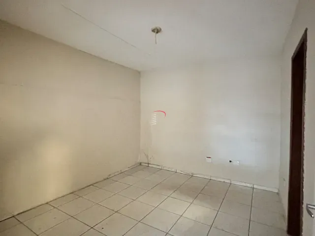 Galpão / Barracão com 250m², à venda, no bairro Parque Residencial Granville em Londrina