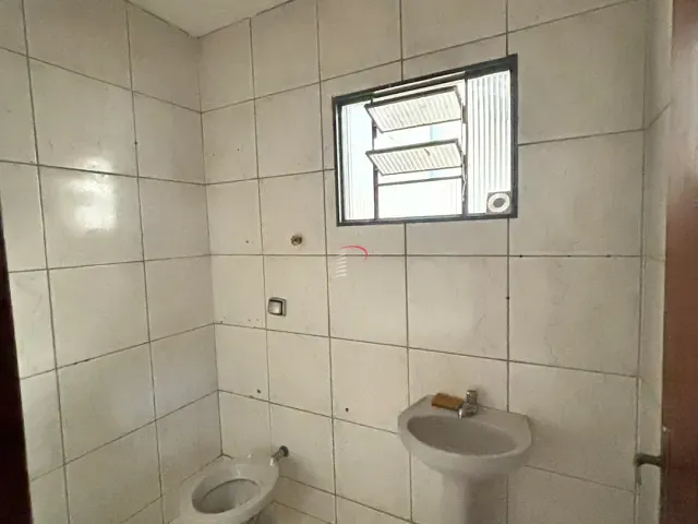 Galpão / Barracão com 250m², à venda, no bairro Parque Residencial Granville em Londrina