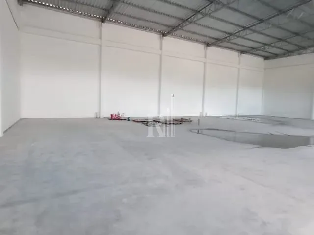 Galpão / Barracão com 403m², para alugar, no bairro Praça em Tijucas