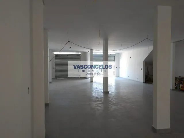 Galpão / Barracão com 376m², à venda ou para alugar, no bairro Eugênio de Mello em São José dos Campos