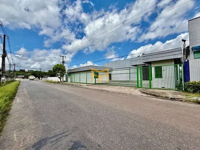 Galpão / Barracão para alugar, no bairro Centro em Ananindeua