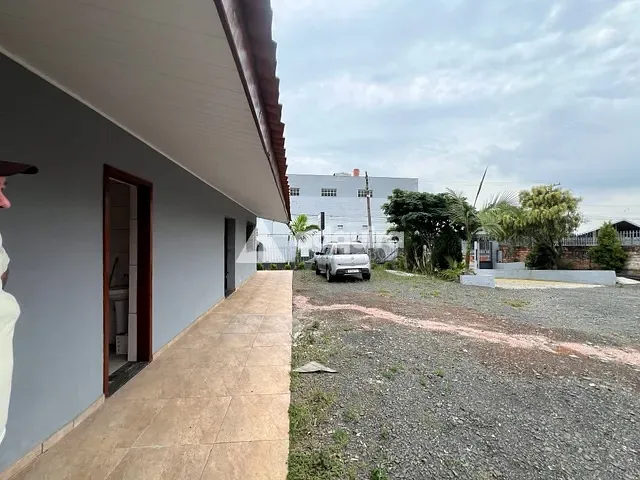 Sala para alugar, no bairro Nova Rússia em Ponta Grossa