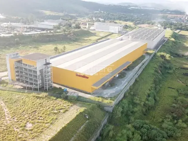 Galpão / Barracão com 16500m², à venda ou para alugar, no bairro Vila Pirajussara em São Paulo