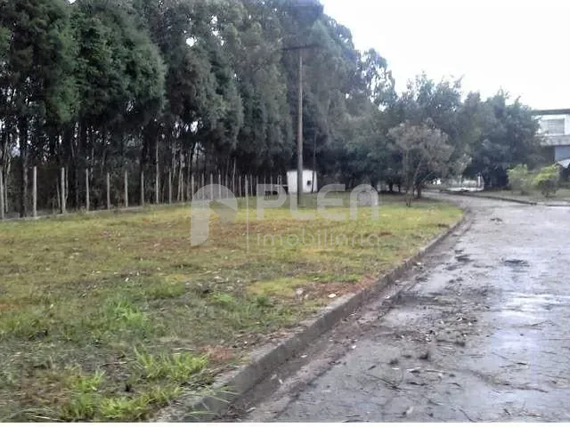 Galpão / Barracão com 42729m², à venda, no bairro Rio Abaixo em Itaquaquecetuba