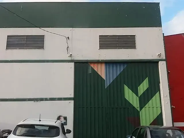 Galpão / Barracão com 250m², à venda, no bairro Parque Residencial Granville em Londrina