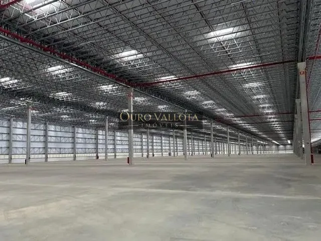 Galpão / Barracão com 12660m², para alugar, no bairro Vila Aeroporto em Guarulhos