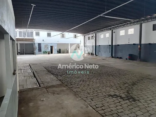 Galpão / Barracão com 950m², à venda ou para alugar, no bairro Socorro em São Paulo