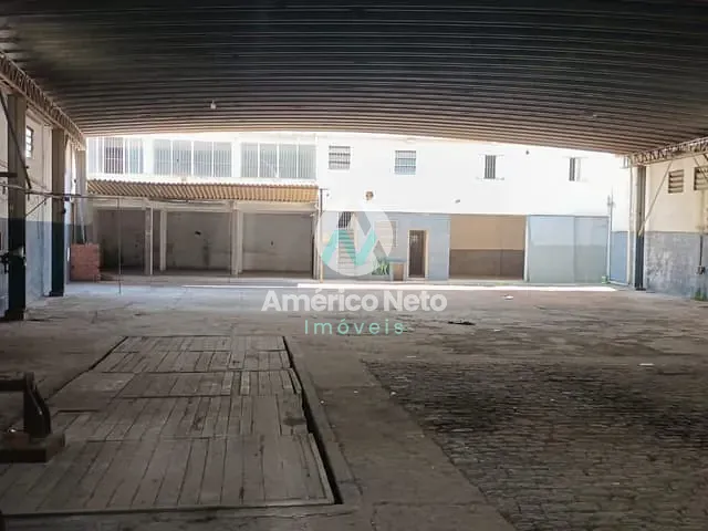 Galpão / Barracão com 950m², à venda ou para alugar, no bairro Socorro em São Paulo