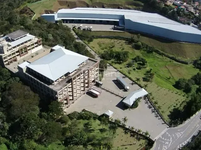 Galpão / Barracão com 145000m², à venda, no bairro Conjunto Habitacional Santa Etelvina II em São Paulo