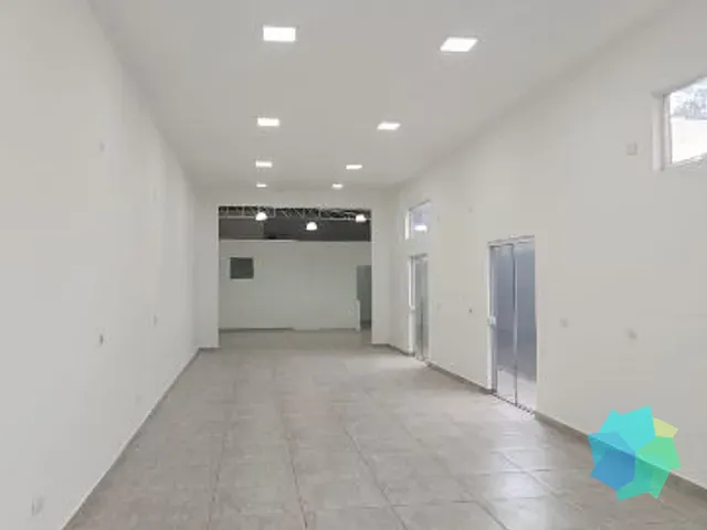 Galpão / Barracão com 130m², à venda ou para alugar, no bairro Loteamento Terras de São Pedro e São Paulo em Salto