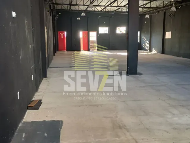 Galpão / Barracão com 400m², à venda ou para alugar, no bairro Vila Seabra em Bauru