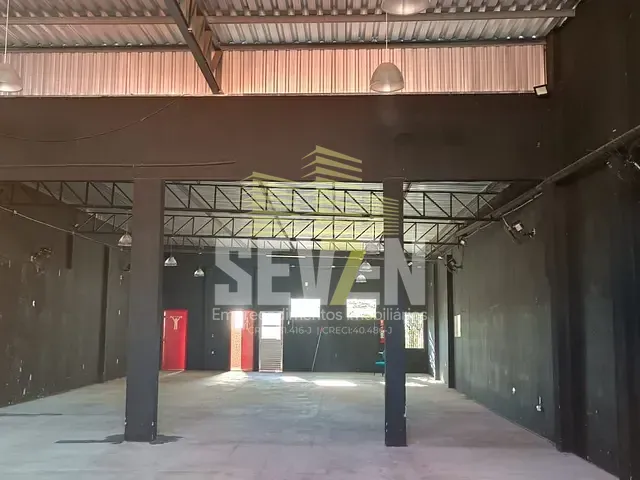 Galpão / Barracão com 400m², à venda ou para alugar, no bairro Vila Seabra em Bauru