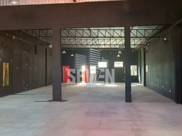 Galpão / Barracão com 400m², à venda ou para alugar, no bairro Vila Seabra em Bauru