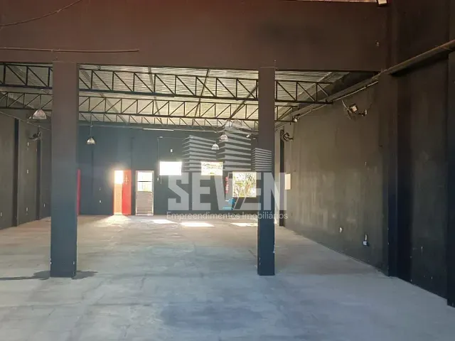 Galpão / Barracão com 400m², à venda ou para alugar, no bairro Vila Seabra em Bauru